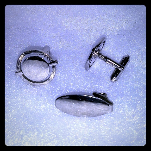 anson cufflinks and tie clip